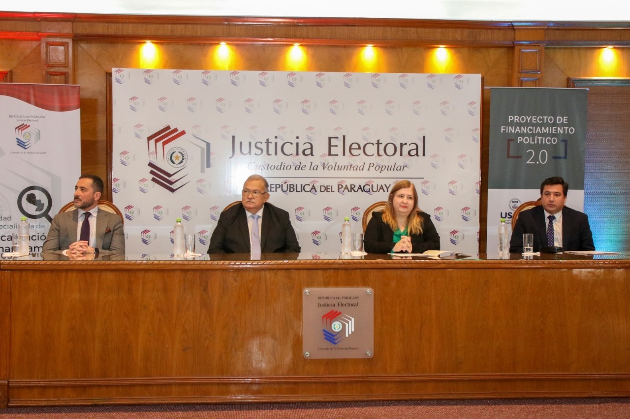 Autoridades de la Justicia Electoral y la Seprelad. Foto: Gentileza.