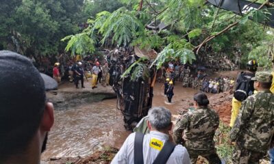 Continúa la búsqueda de uno de los militares desaparecidos en el arroyo Lambaré. Foto: Radio 1000.