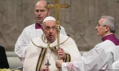 Papa Francisco en su mensaje de Nochebuena. Foto: DW.