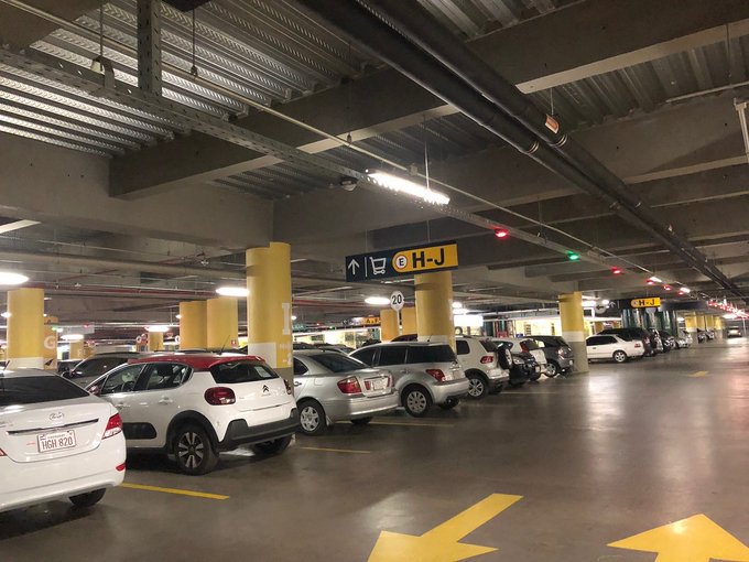 Estacionamiento en shopping. Foto: Gentileza.