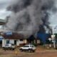 Incendio en supermercado de Independencia. Foto: Radio 1000.