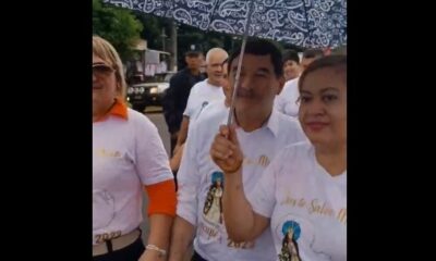 Carlos Núñez acompañado de una comitiva de la Cooperativa 8 de Marzo. Foto: Captura de pantalla.