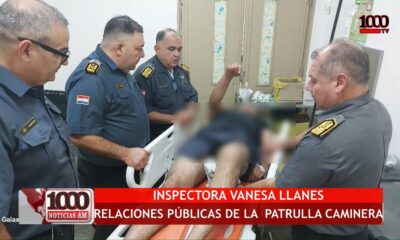 Imagen del momento que el inspector fue llevado a un hospital. Foto: Radio 1000 AM.