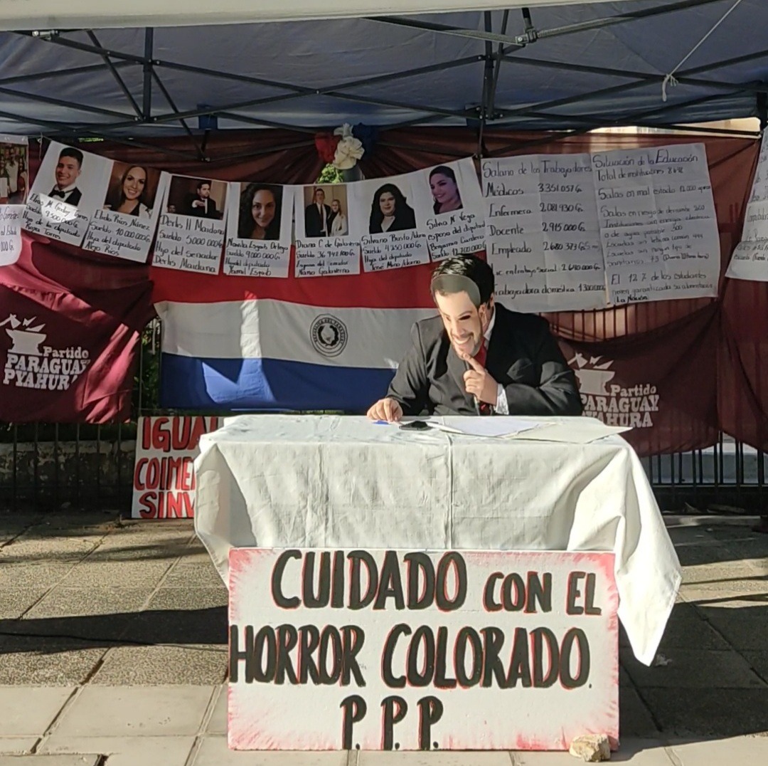 Raúl Latorre fue el principal actor de esta parodia. Foto: Captura de pantalla.