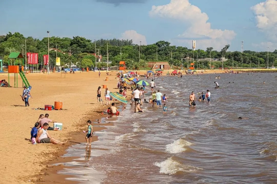 Playa San José. Foto: Viví Encarnación Dirección de Turismo