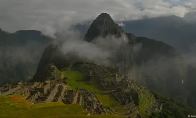 Patrimonio Cultural de la Humanidad desde 1983, Machu Picchu, ubicado a 130 kilómetros de la ciudad de Cusco y a 2.438 metros de altura, fue construido en el siglo XV por orden del emperador inca Pachacútec (1438-1470). Foto: DW. Archivo.