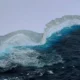 Enormes cuevas y arcos en este iceberg. Foto: DW.