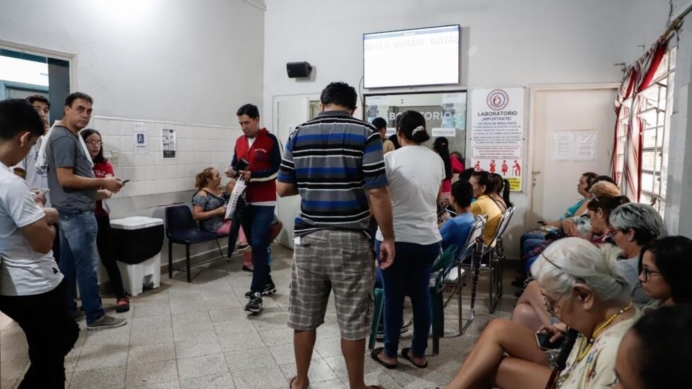 Hospitales están con muy alta demanda por pacientes con dengue. Foto: Gentileza.