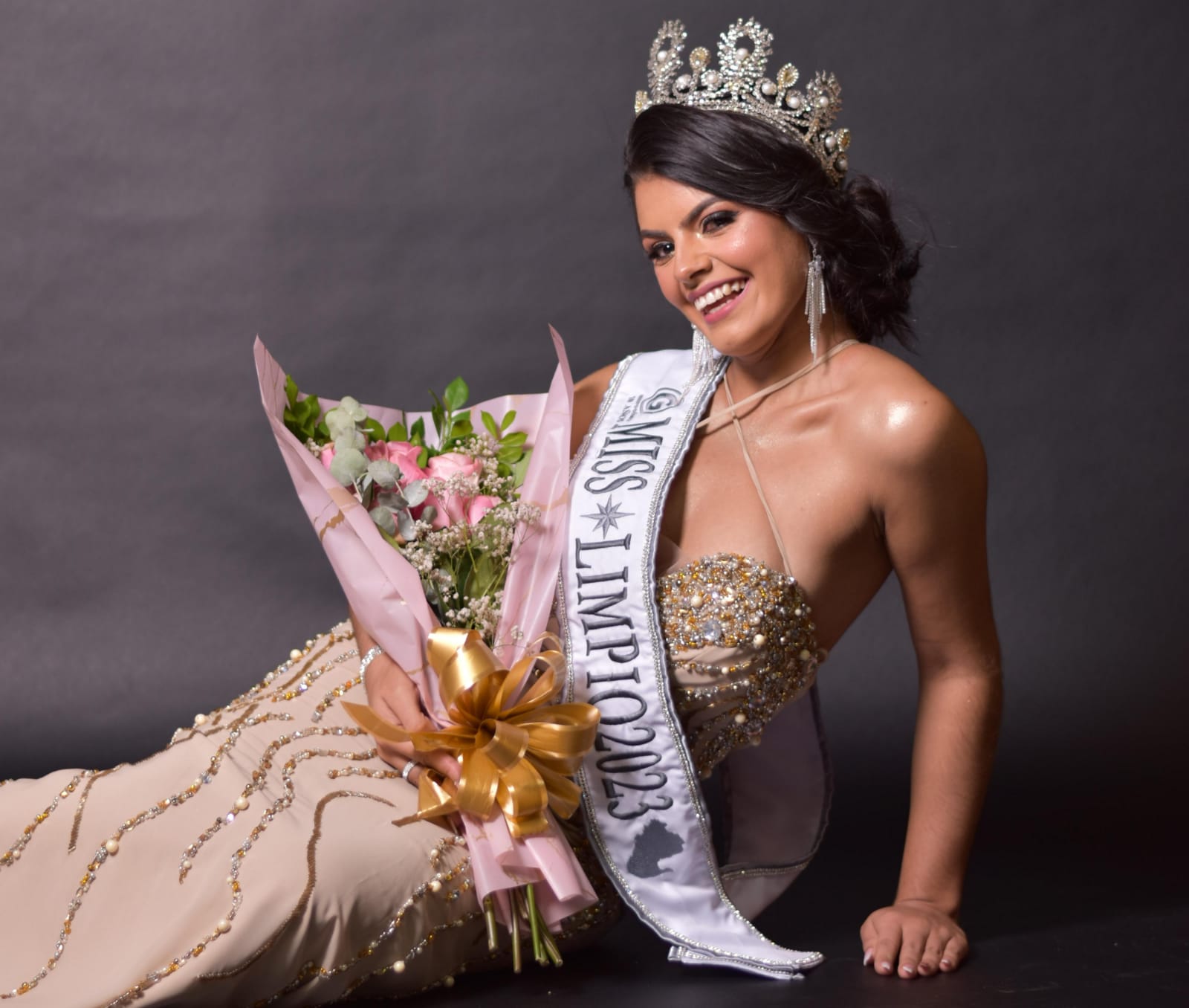 Bárbara Olmedo, Miss Limpio es representante de la Isla Aveiro. Foto: Gentileza.