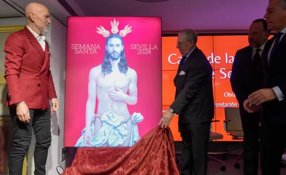 La imagen muestra a un Cristo con aspecto joven, muy esbelto e incluso lo que parecen rasgos tenues de maquillaje corrector. Foto: El Observador.