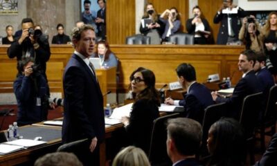 Mark Zuckerberg se dio vuelta y se dirigió directamente a la audiencia en un momento. Foto: BBC.