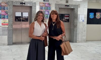 La abogada Alejandra Peralta junto a la senadora Celeste Amarilla. Foto: Redes.