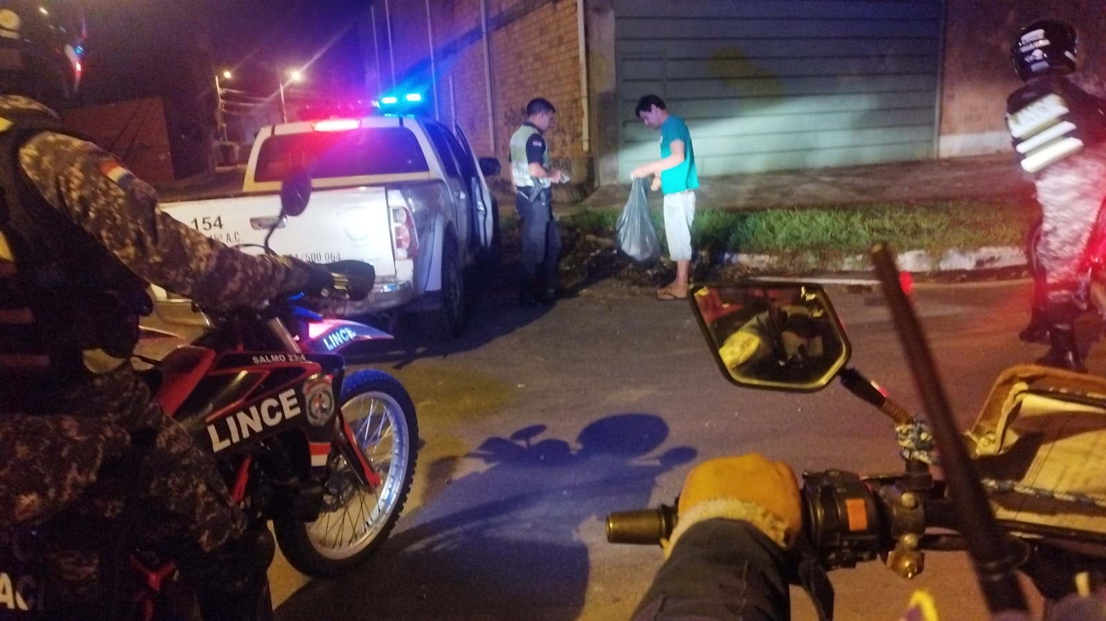 Control preventivo de personas y vehículos se realiza desde esta madrugada. Foto: Policía Nacional.