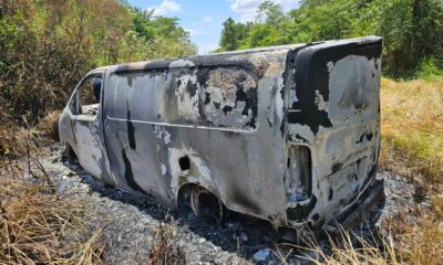 Hallan camioneta incinerada en Minga Guazu. Foto: @AM_1080