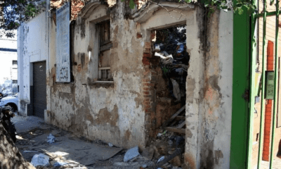 Edificio abandonado en el centro histórico de Asunción. Foto: Radio Uno.