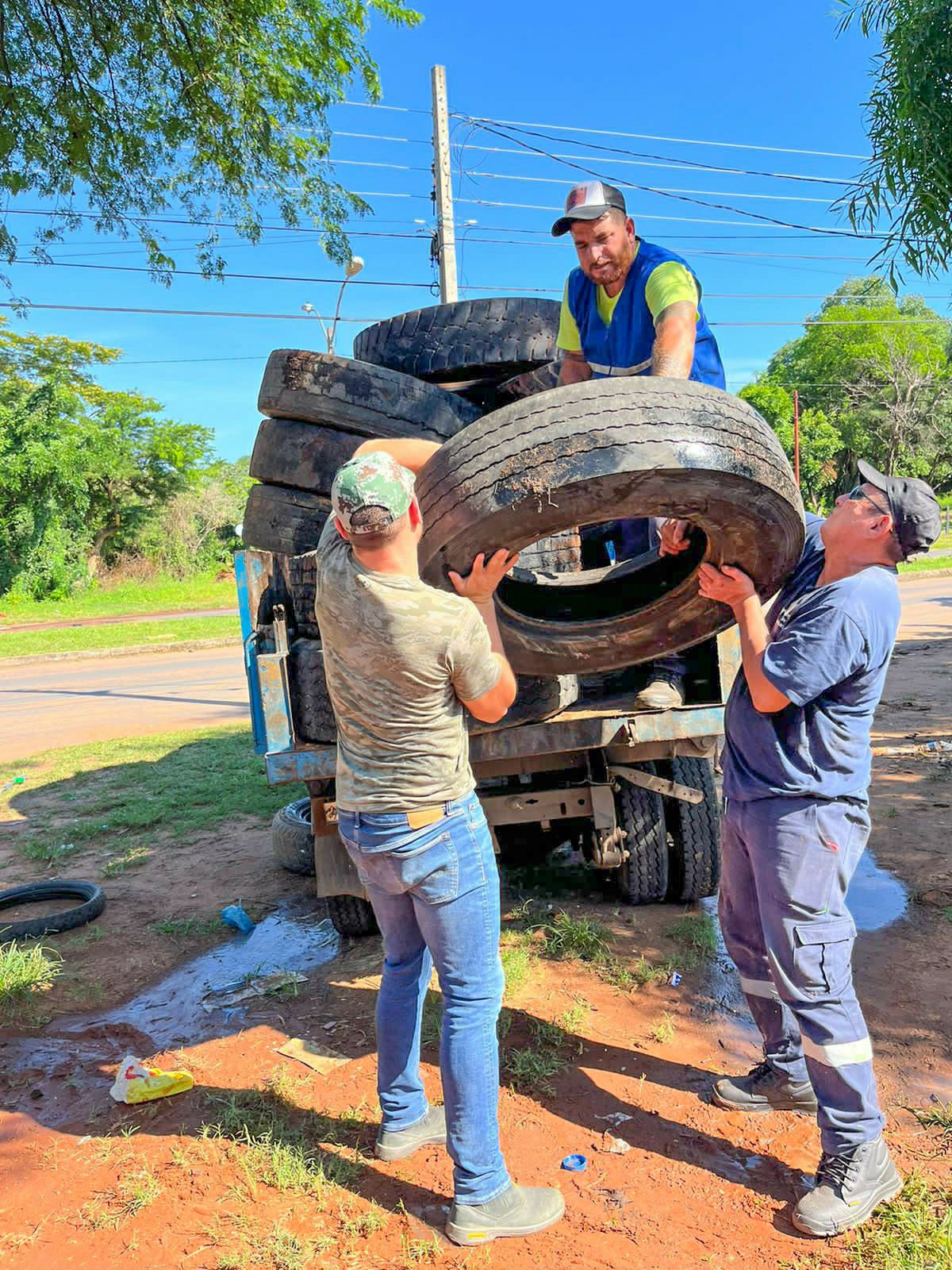 Se busca eliminar criaderos de mosquitos. Foto: Gentileza. 