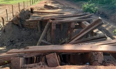 La estructura cayó abajo por el paso de una excavadora. Foto: Gentileza.