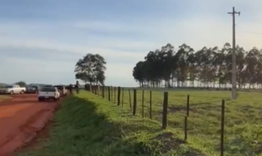 Denuncian intervención irregular contra firma agrícola de Canindeyú. Foto: Radio 1000.