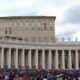 El Papa dando su reflexión desde La Plaza Mayor. Foto: Vaticano News YouTube.