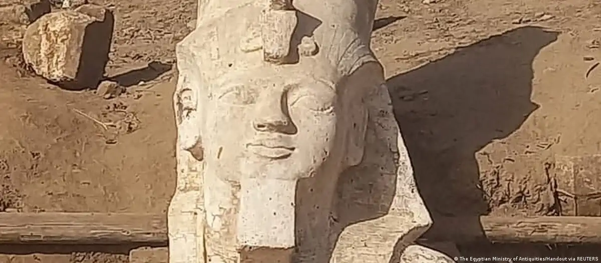 Estatua erigida a Ramsés II. Foto: DW-