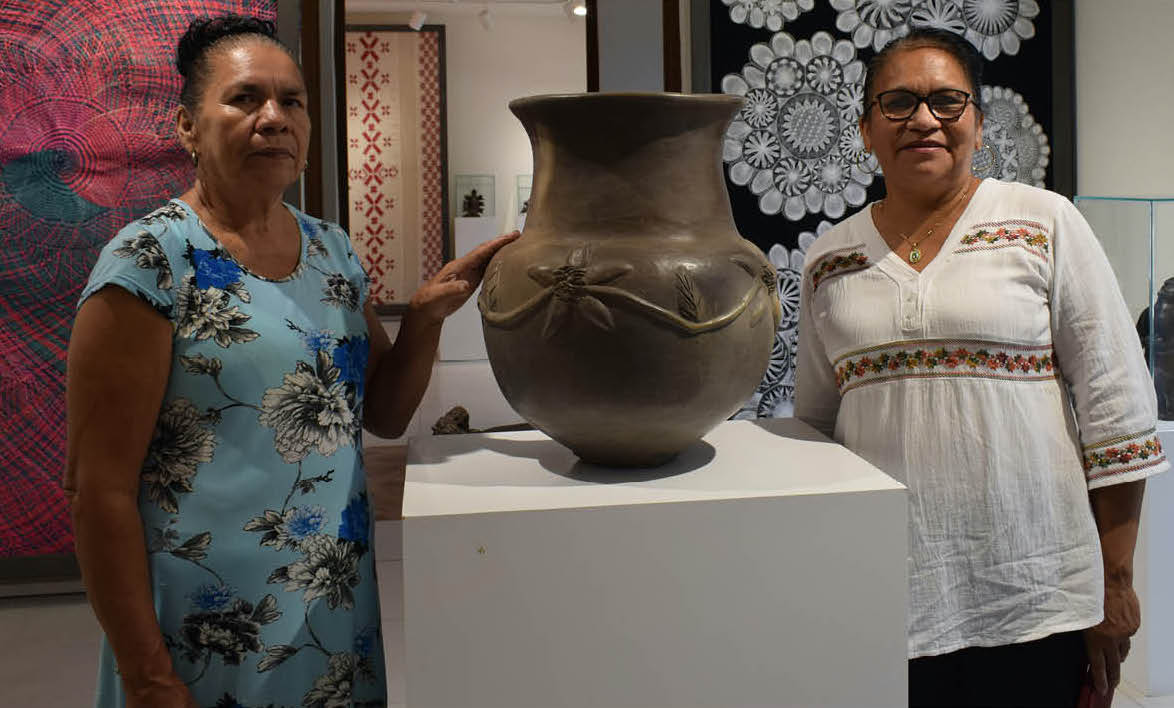 Gumersinda Irala y Vicenta Rodríguez. Cortesía CAF