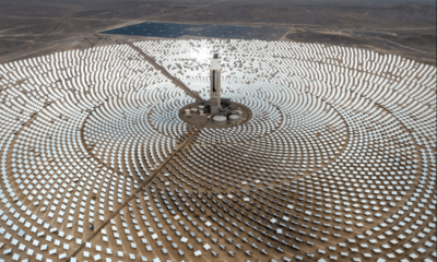 La planta de energía solar concentrada de Cerro Dominador, en el desierto de Atacama (Chile). Foto: El País.