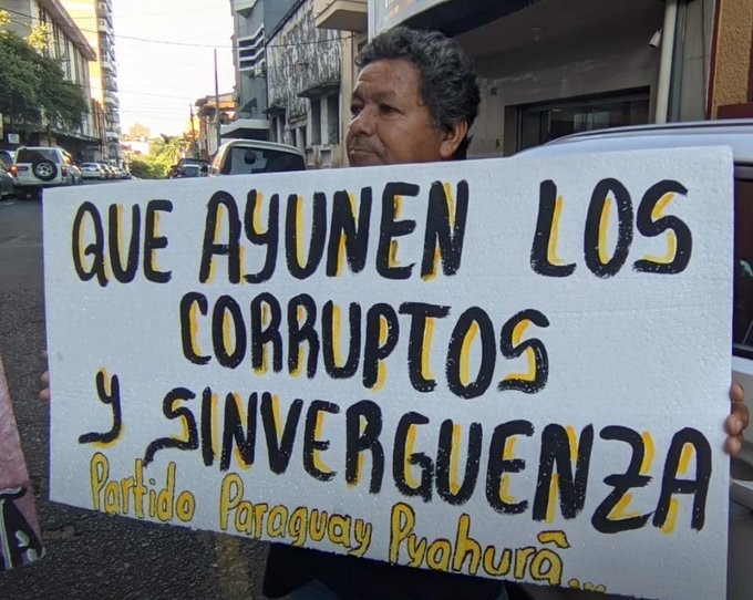 Manifestación de PPP contra el ministro de Educación. Foto: Radio Cáritas.