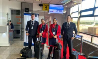 Tripulación del vuelo inaugural Asunción - Córdoba de Paranair. Foto: Gentileza.