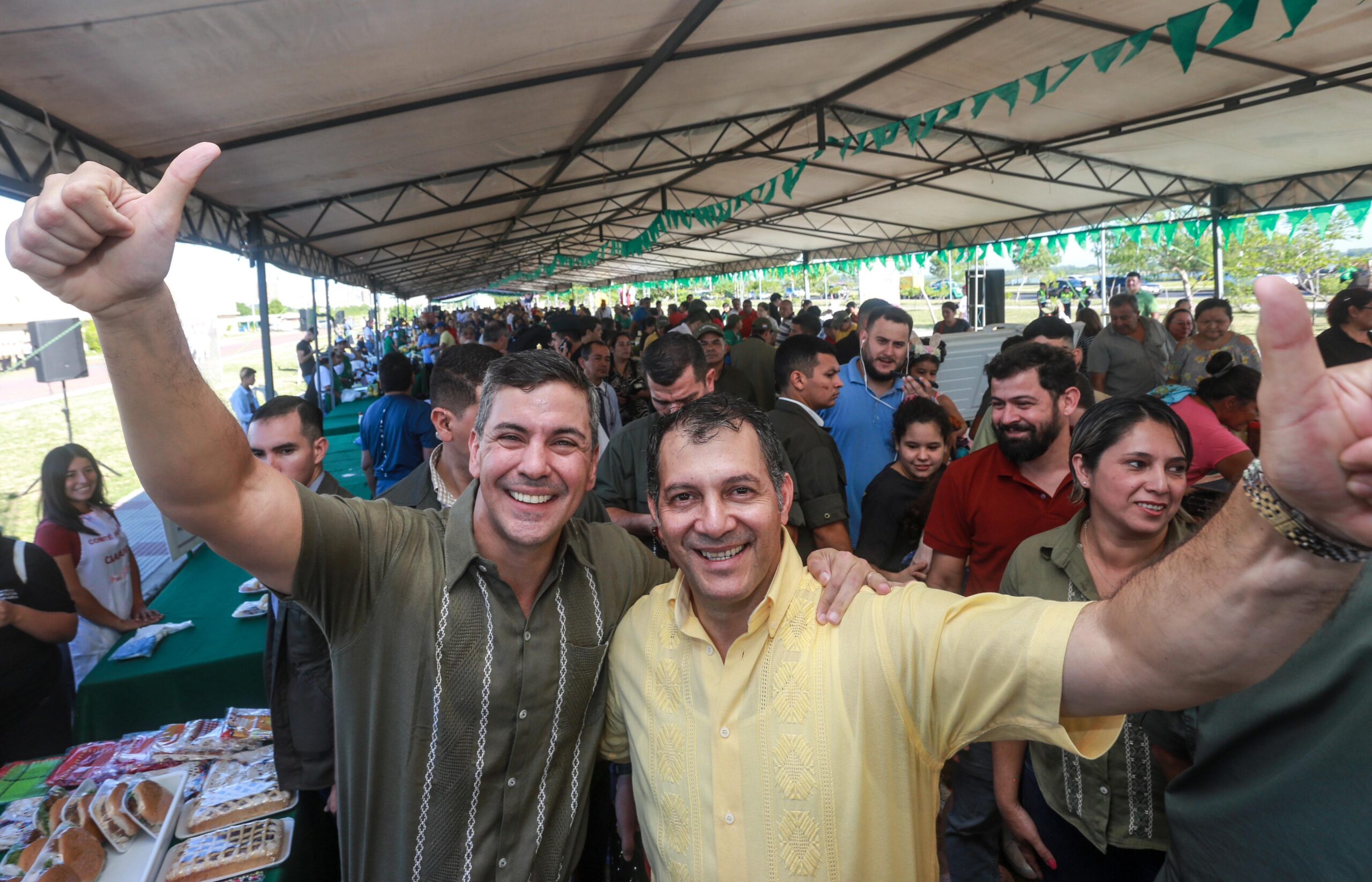 El presidente estuvo en la Feria de la Agricultura Familiar “Semana Santa Ra’ãrovo”. Foto: Gentileza.