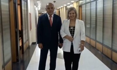 Los senadores colorados Basilio Núñez y Lilian Samaniego se reunieron ayer jueves. Foto: Francisca Pereira.