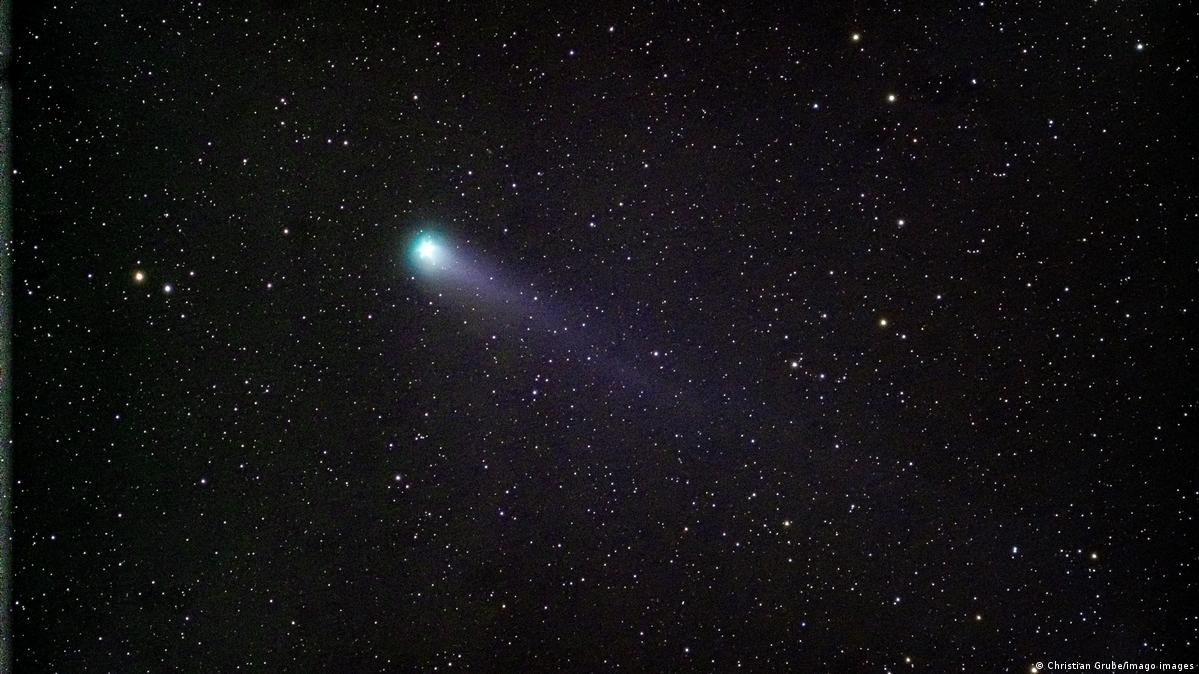 El cometa 12P/Pons Brooks, llamado "del diablo" tras la explosión de julio de 2023. Foto: Christian Grube/Imago/DW.