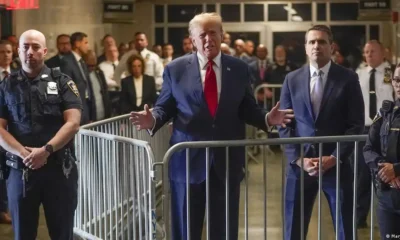 Trump, a su llegada a la corte en Manhattan, en marzo. Foto: DW.