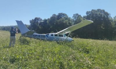 La avioneta quedó a disposición del Ministerio Público para peritaje. Foto: Gentileza.