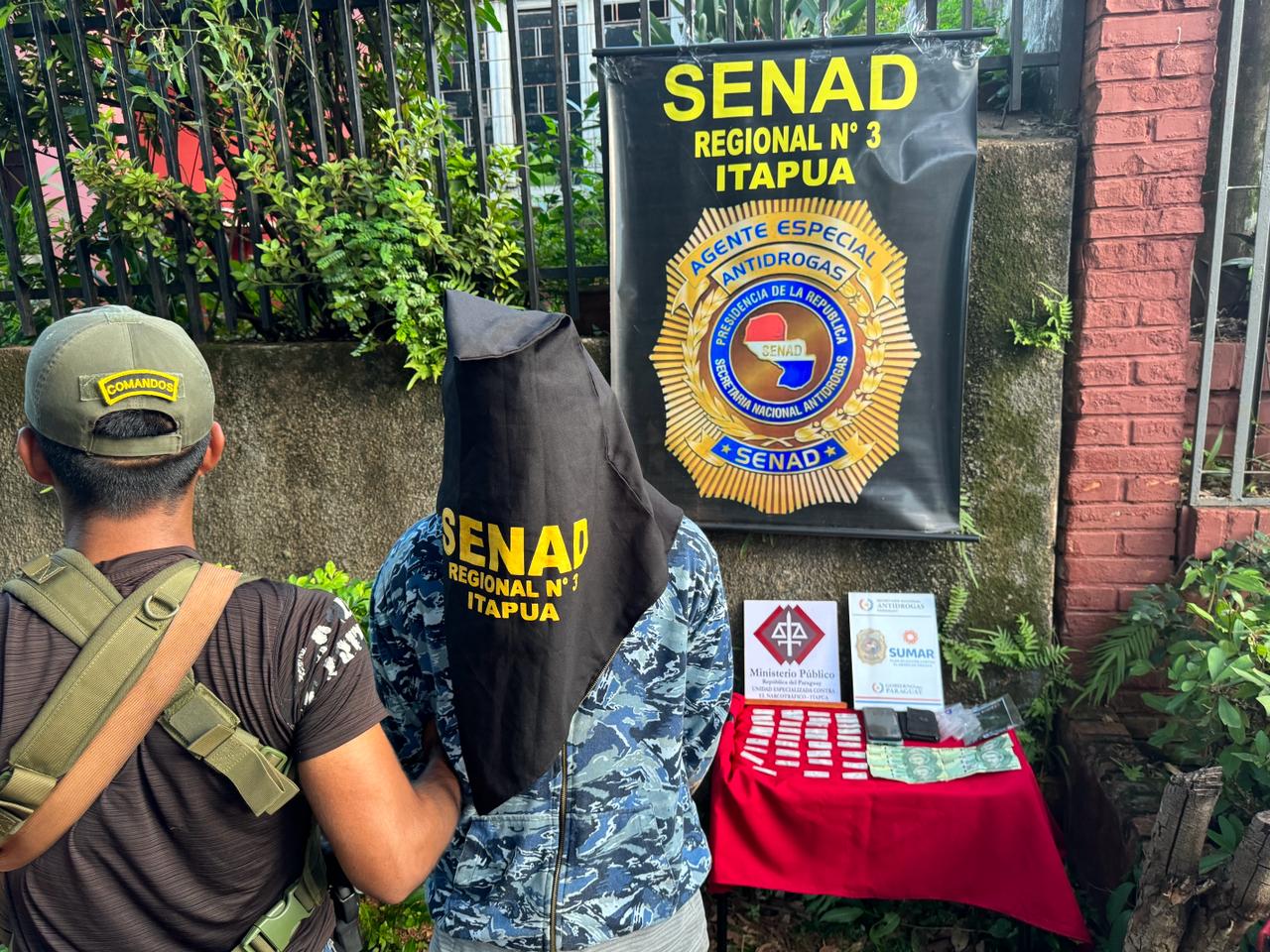 El joven fue capturado en a vía pública. Foto: Senad.