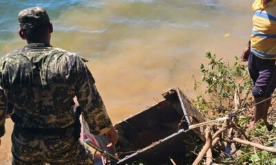 Restos del cajero hallados en el río Paraná. Foto: Prefectura Naval.