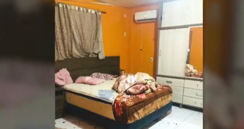 Así quedó la habitación de la víctima. Foto]: Captura GEN.