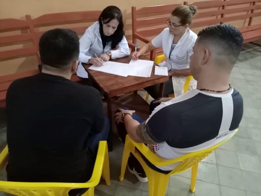 Ofrecen atención psiquiátrica en Penitenciaría Regional de Misiones. Foto: MSP BS.