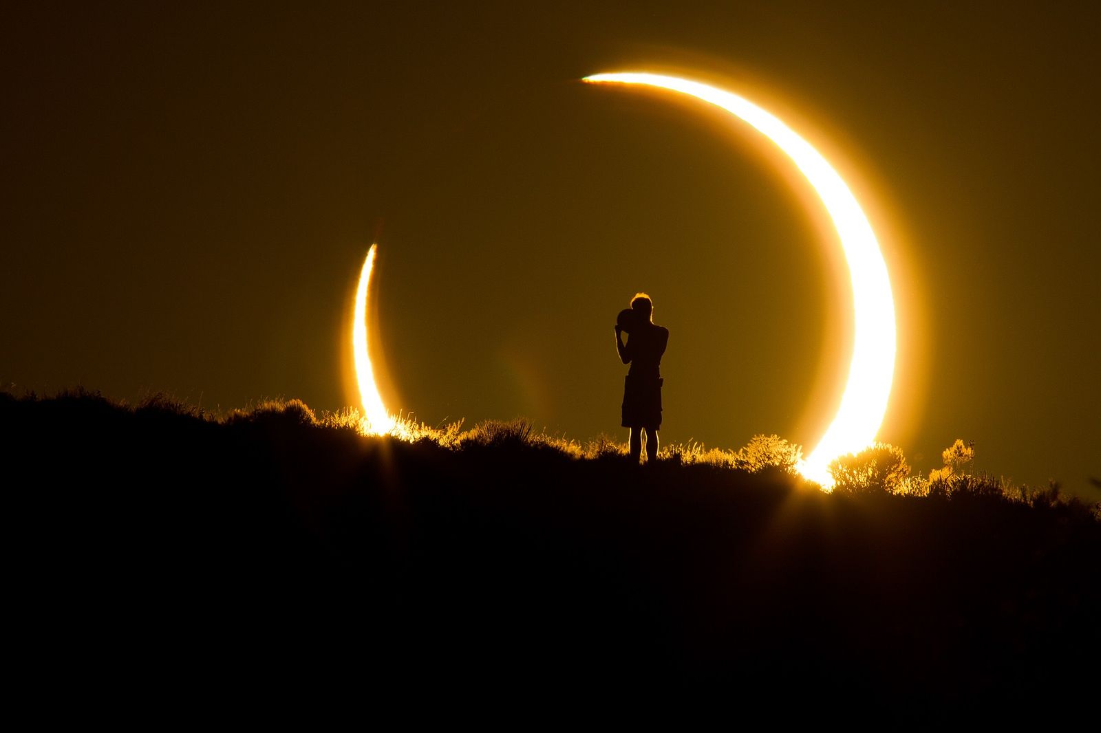 Los seres humanos han registrado los eclipses solares como sucesos importantes durante milenios. Foto: National Geographic.