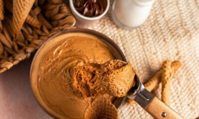 El dulce de leche, uno de los sabores más requeridos en Helados Glacé. Foto: Gentileza.