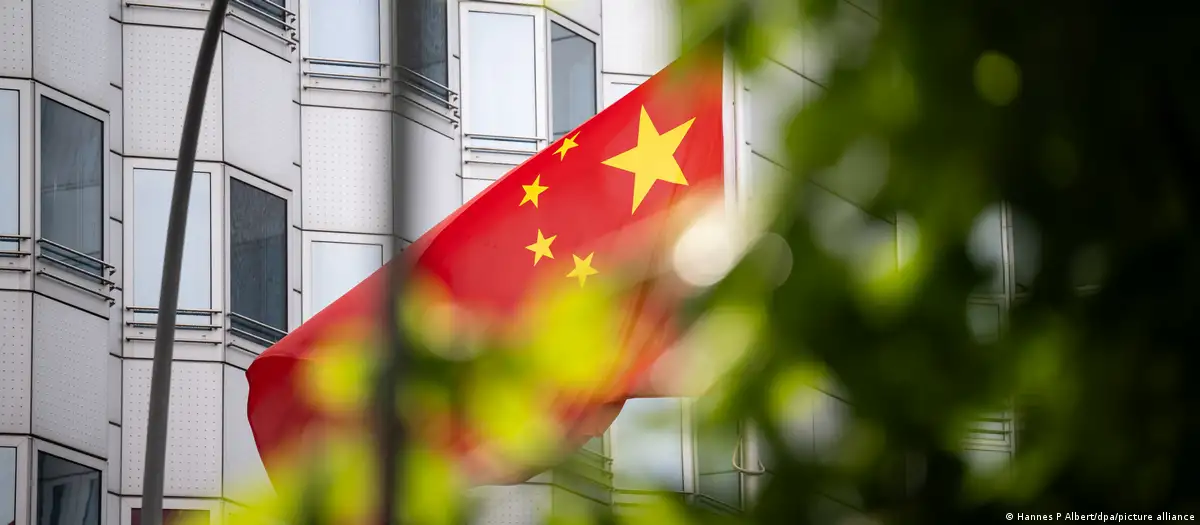 Bandera de China. Foto: DW.