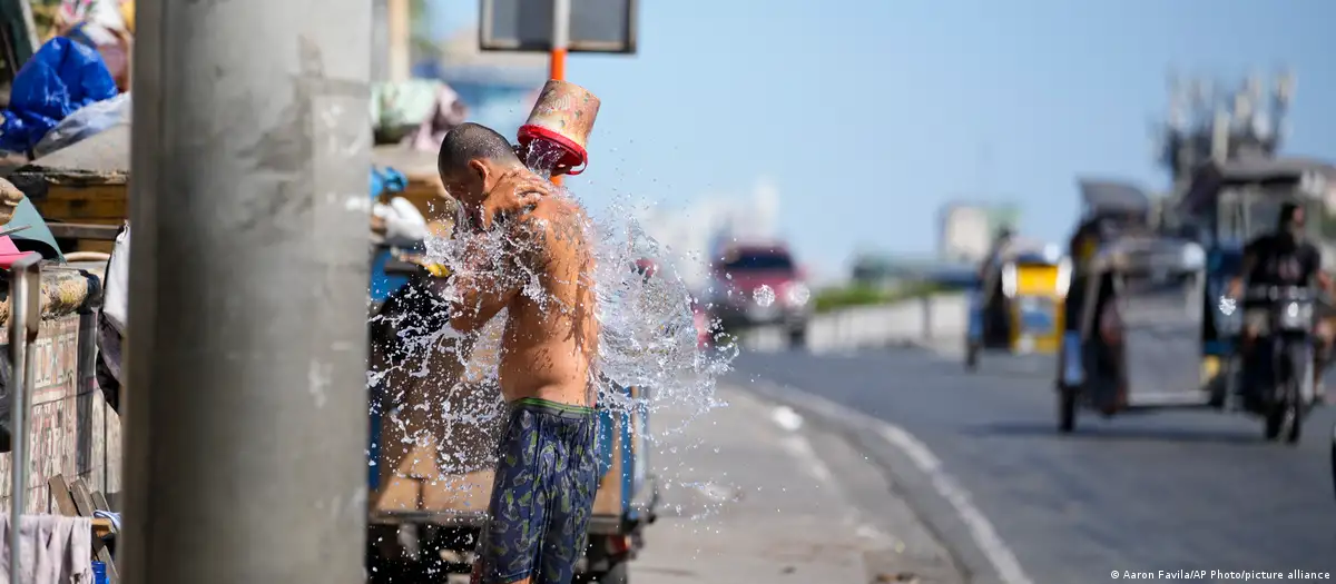 Ola de calor a consecuencias de El Niño. Archivo. )Imagen: Aaron Favila/AP Photo/picture alliance