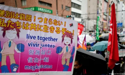 Trabajadores extranjeros en Japón se manifiestan por un trato igualitarioImagen: Richard Atrero de Guzman/NurPhoto/picture alliance