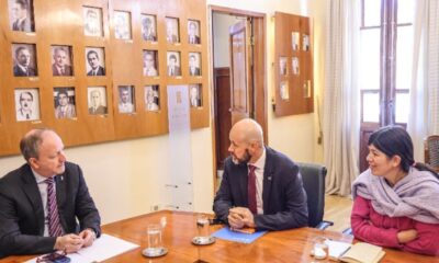 El ministro Carlos Fernández Valdovinos se reunió con el representante residente de la FAO. Foto: MEF