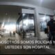 Agente de la Policía Nacional llevó a una mujer hasta el hospital y grabó la desidia con la que fue tratada la paciente. Foto: Captura video