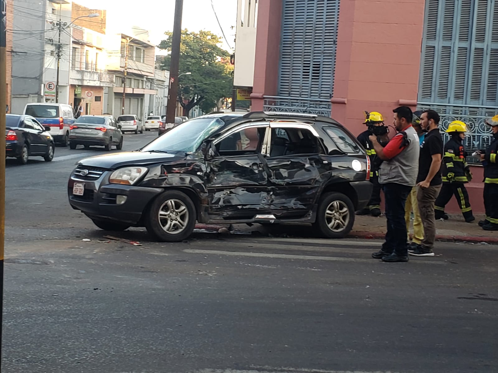 Accidente en el centro de Asunción. Foto: El Nacional.