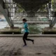 Está previsto que el Sena sea el escenario de la prueba de natación del triatlón y el maratón en aguas abiertas en los Juegos Olímpicos de París. Imagen: Olympia De Maismont/AFP