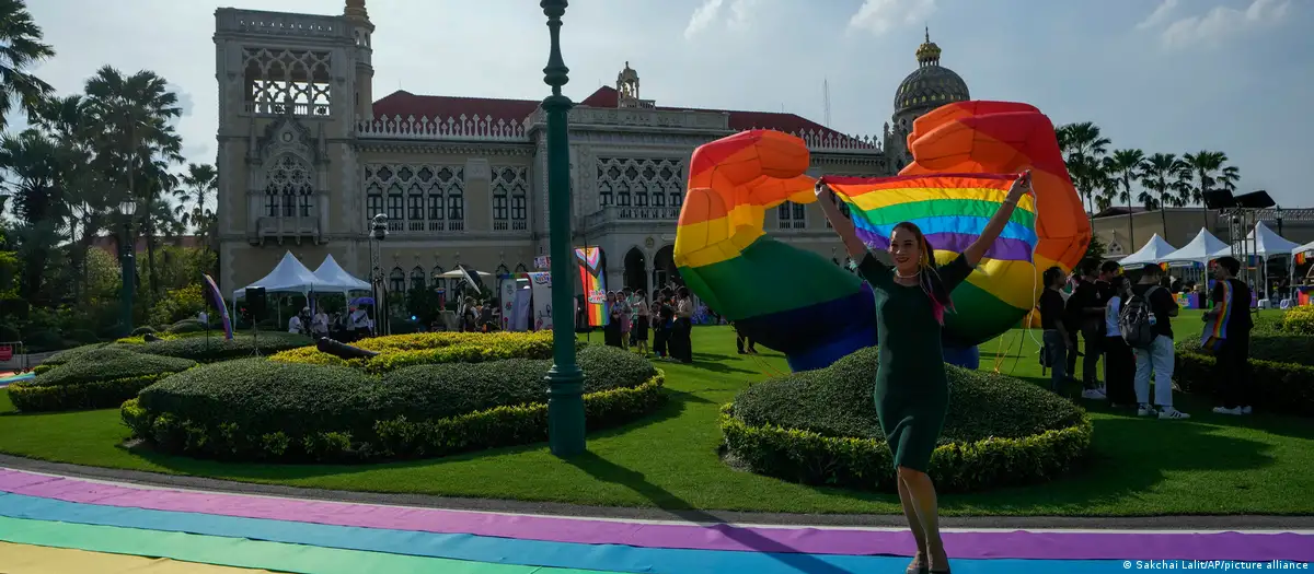 Tailandia se convierte en el primer país del Sudeste Asiático en legalizar el matrimonio igualitario. Imagen: Sakchai Lalit/AP/picture alliance