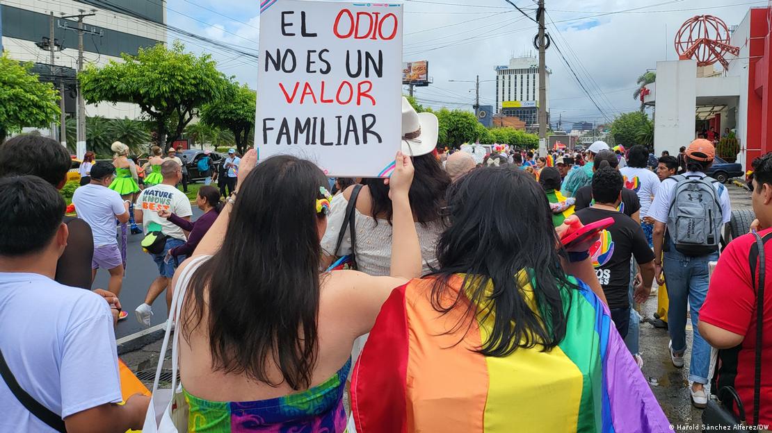 Marcha por la comunidad LGTBI+.Harold Sánchez Alferez/DW