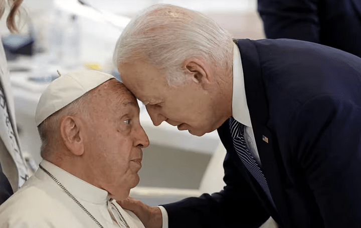 Papa Franciso y Joe Biden. Foto: Infobae.