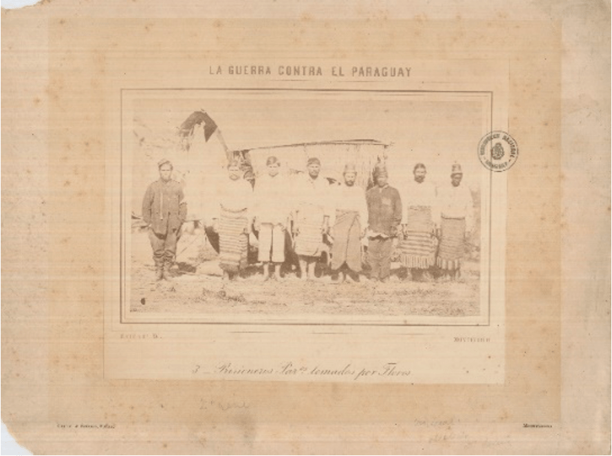 Prisioneros paraguayos tomados por FloresTuyutí, Paraguay, 1866. Fotógrafo: Javier López / Bate y Cía. Biblioteca Nacional de Uruguay